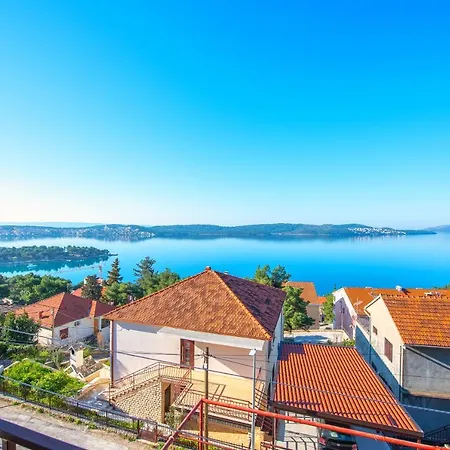 Apartman Apartment Ciovo With Beautiful View On Island