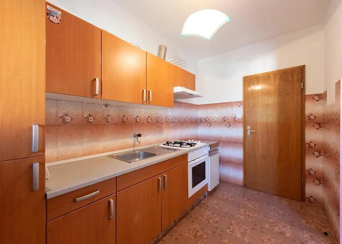 Penthouse With Private Jacuzzi And Sea View 特罗吉尔