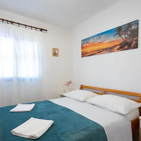 Apartment Ciovo With Beautiful View On Island *